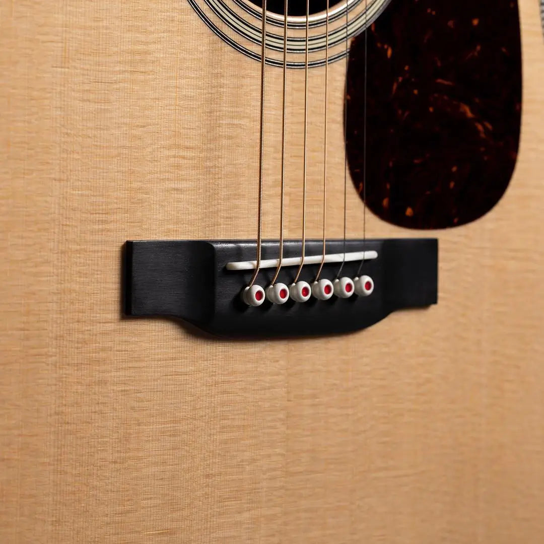 D-28_Modern_Deluxe_The_new_take_on_Martin_Vintage..webp